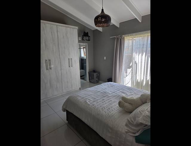 4 BEDROOM FREEHOLD FOR SALE IN WATERVAL EAST